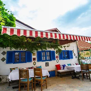  Oda ve Kahvaltı Chez Rumi Butik
